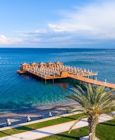 Kemer’in Kalbinde Küresel Bir Sinerji